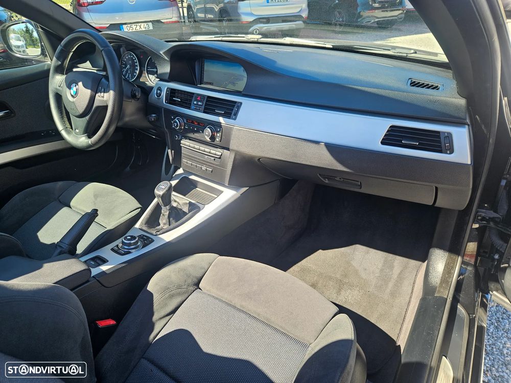 BMW 320 d Coupe Edição M - 26