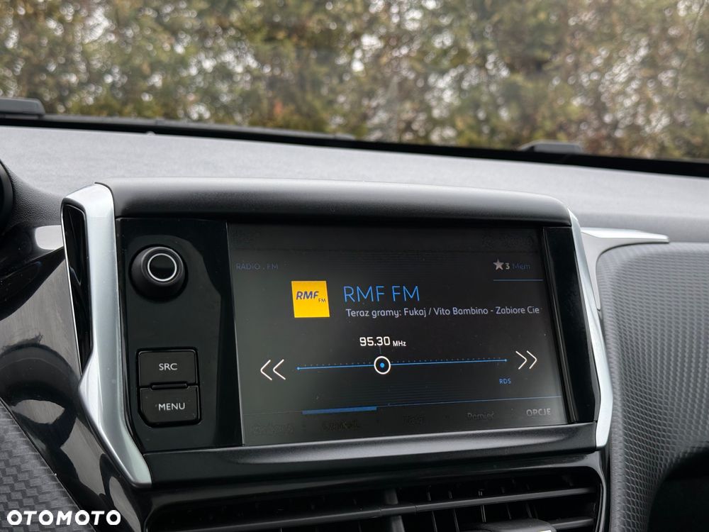 Peugeot 2008 PureTech 110 Stop&Start EAT6 Allure - 22