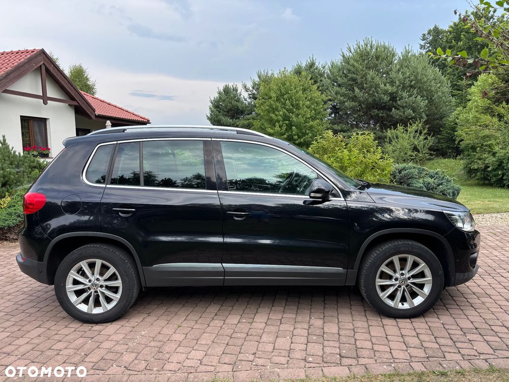 Volkswagen Tiguan 2.0 TDI DPF 4Motion BlueMotion Technology Sport & Style - 4
