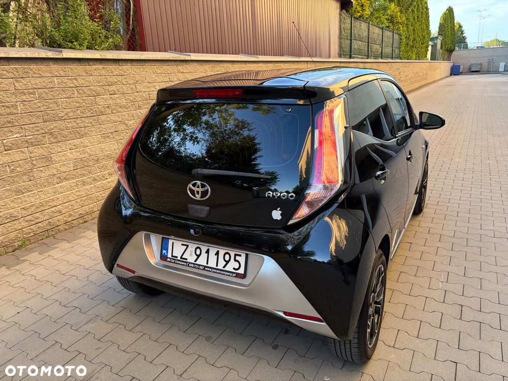 Toyota Aygo x-clusiv - 4