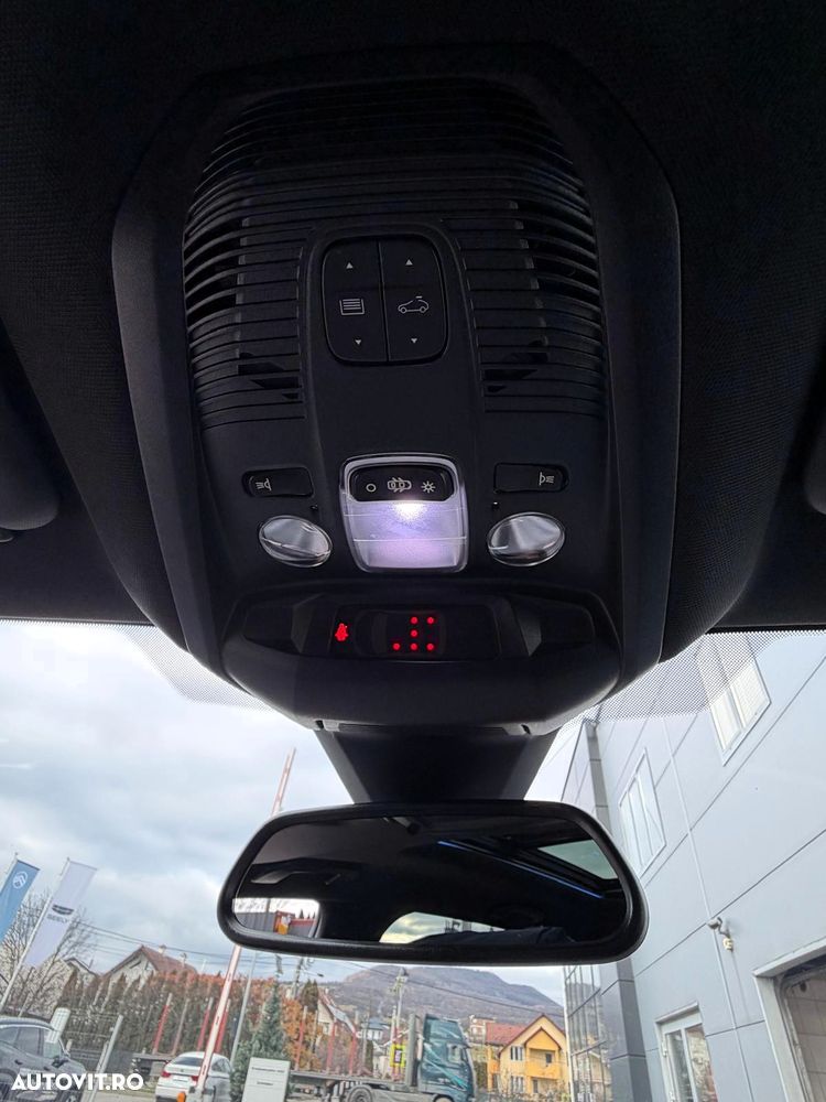 Peugeot 5008 2.0 BlueHDI s&s EAT8 GT - 25