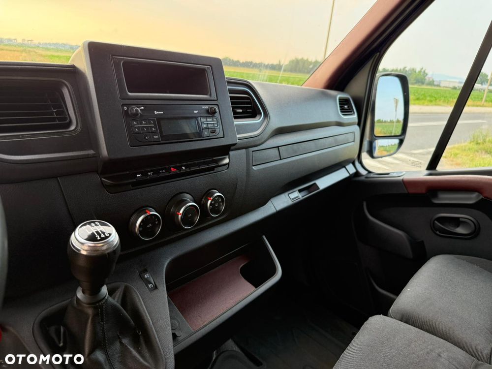 Renault Master - 10