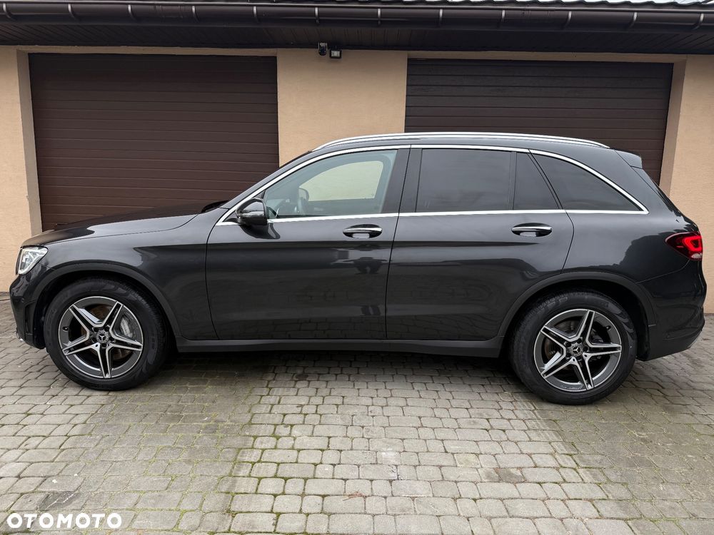 Mercedes-Benz GLC 220 d 4Matic 9G-TRONIC AMG Line - 9
