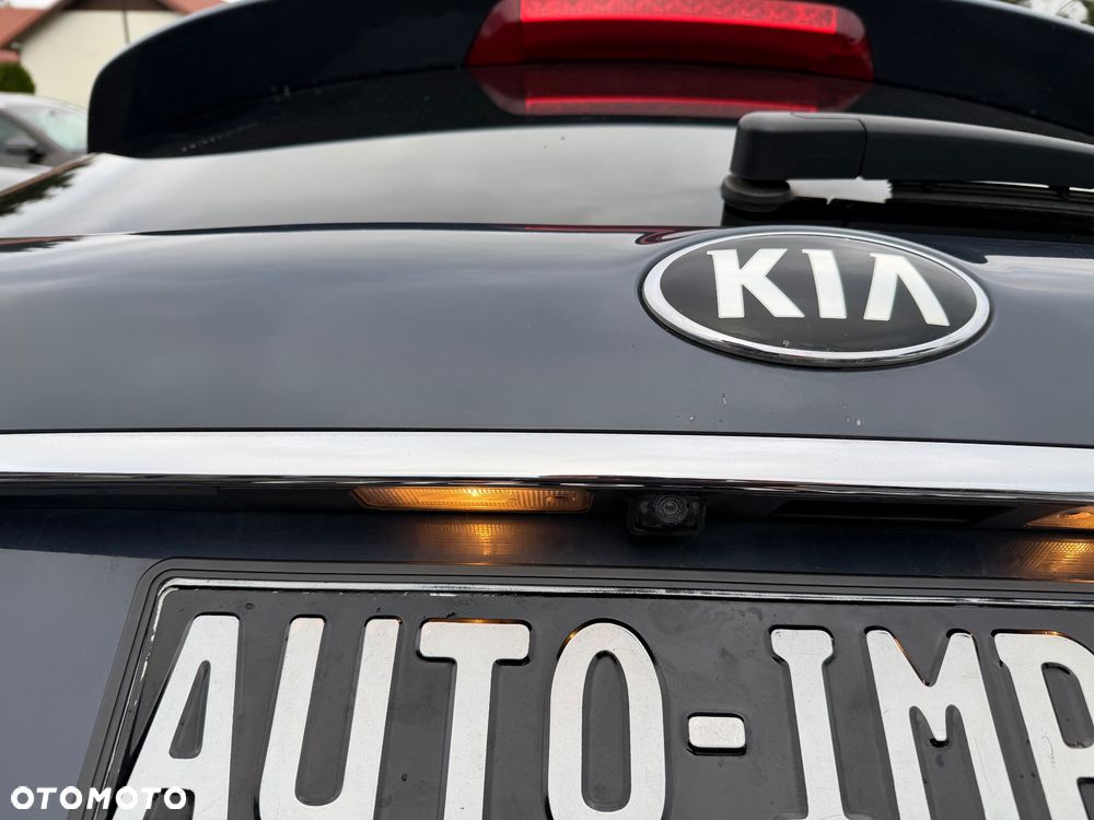 Kia Carens 2015