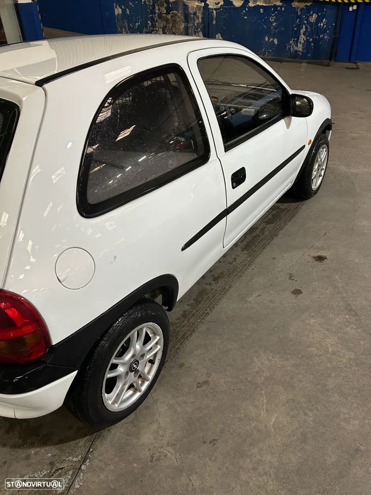 Opel Corsa 1.5 TD - 5