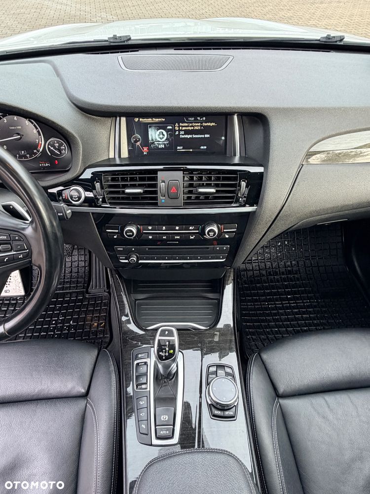 BMW X3 xDrive28i Sport-Aut M Sport - 17