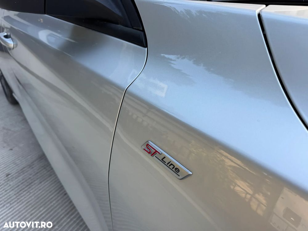 FORD Focus 2025 — imagine 16