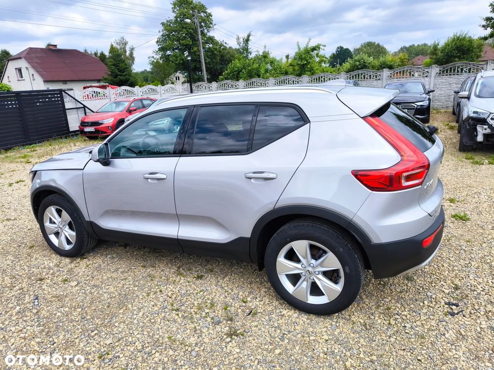 Volvo XC 40 - 2