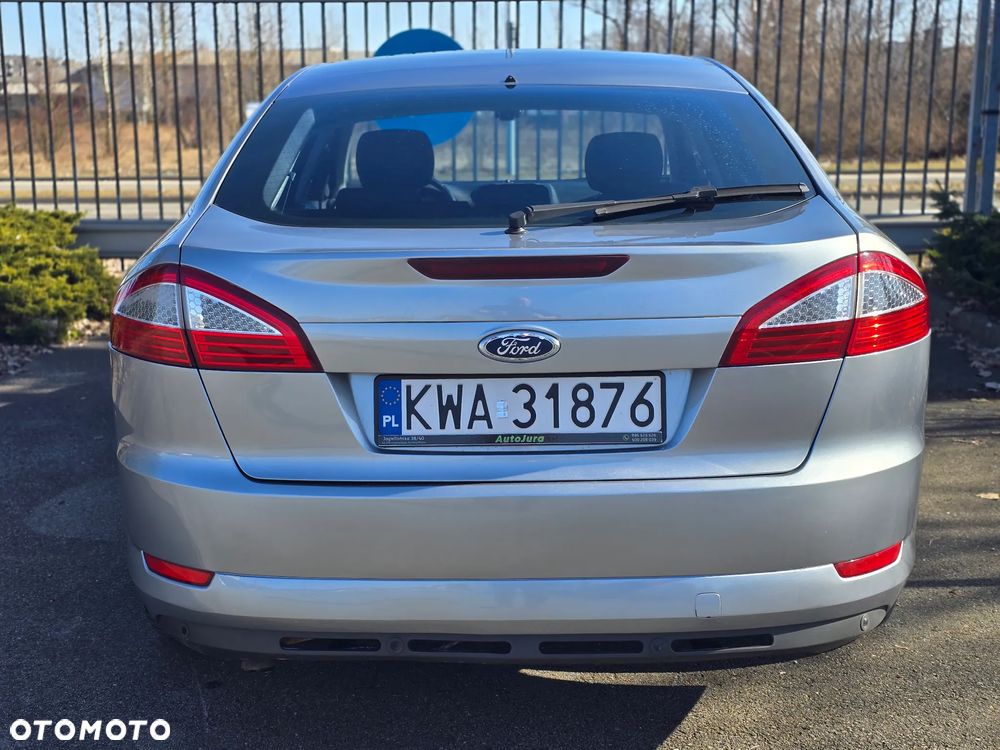 Ford Mondeo - 9