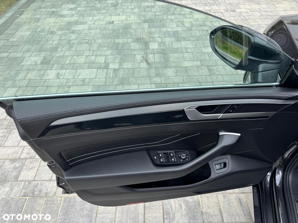 Volkswagen Arteon 2.0 TDI R-Line DSG - 9