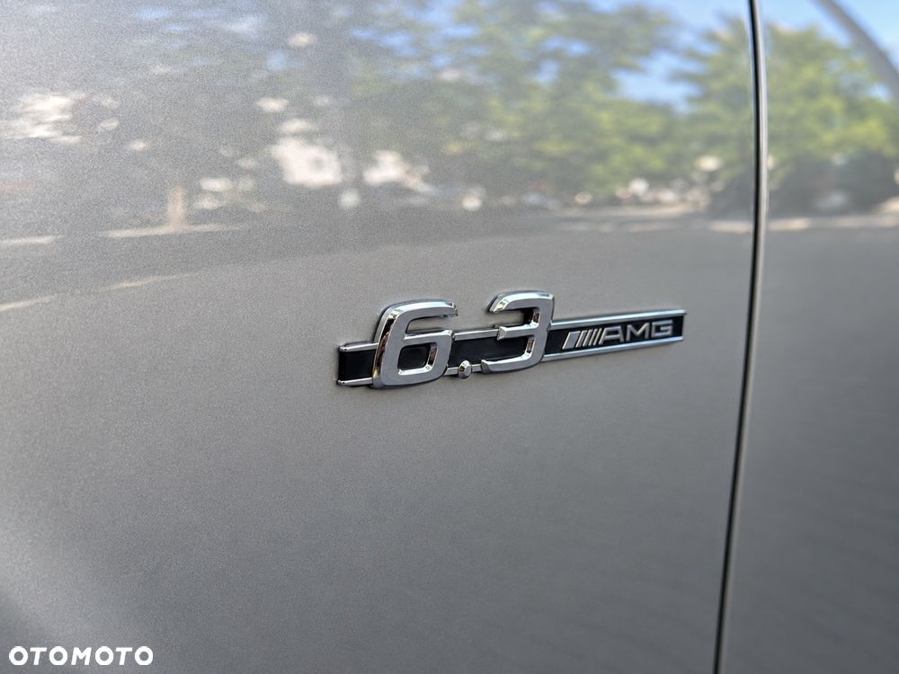 Mercedes-Benz CLS 63 AMG - 2