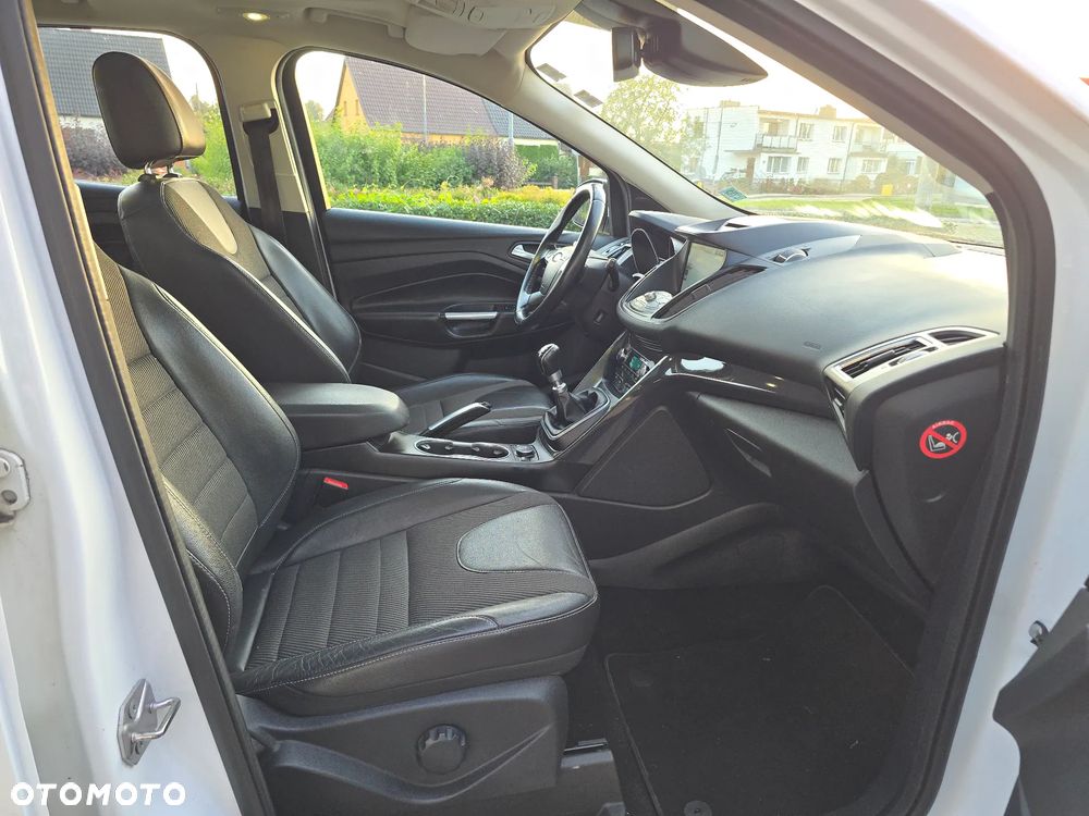 Ford Kuga - 14