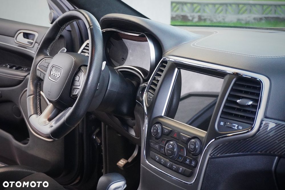 Jeep Grand Cherokee SRT Night - 4