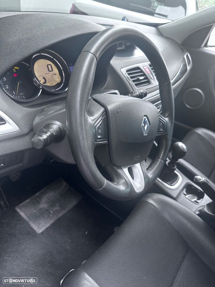 Renault Mégane 1.5 dCi Dynamique - 25