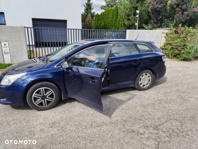 Toyota Avensis 2.0 D-4D - 1