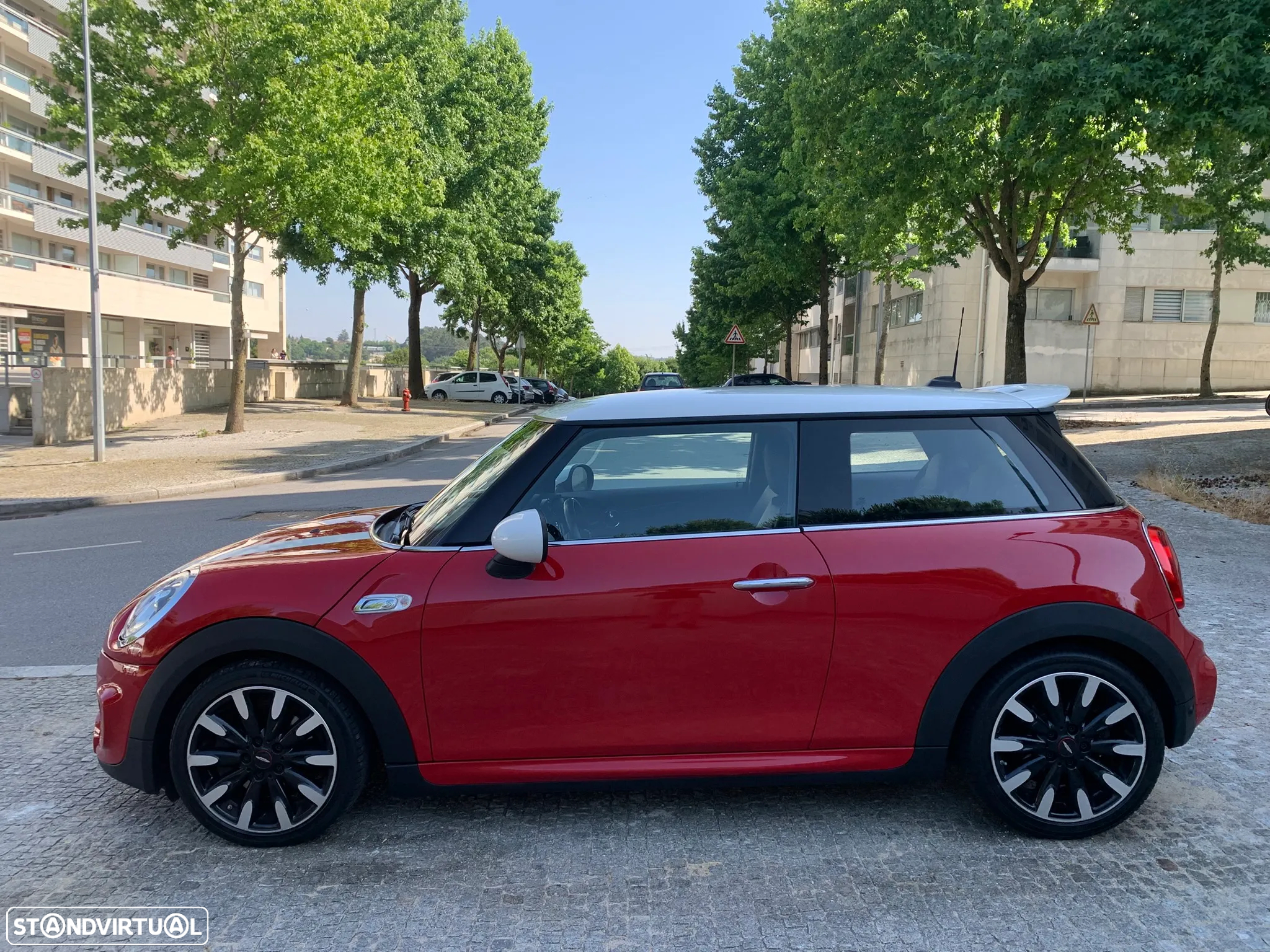 MINI 3 Portas Cooper S Sport Aut. - 44