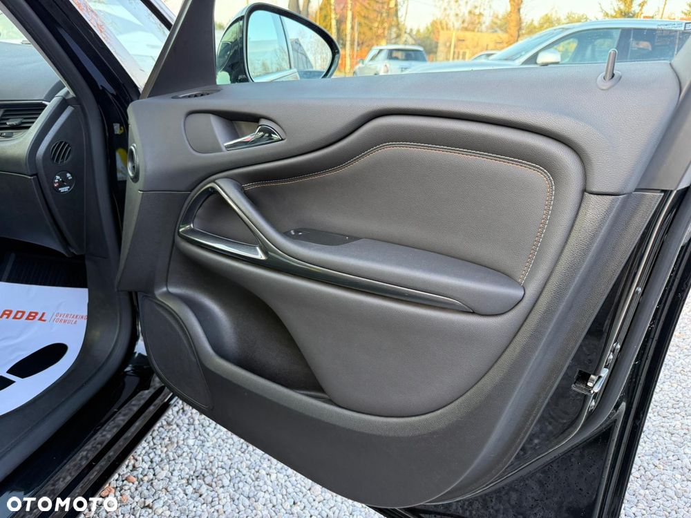 Opel Zafira 1.4 Turbo Business Edition - 9