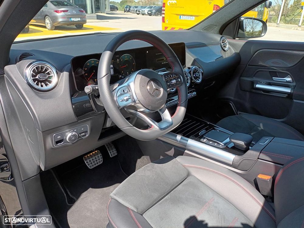 Mercedes-Benz GLA 180 d AMG Line - 8