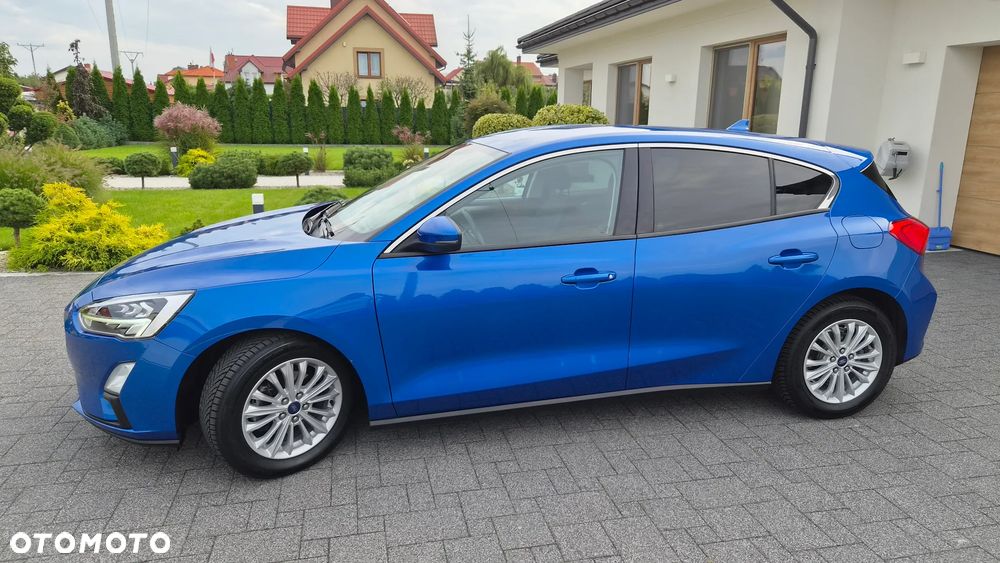 Ford Focus 2019 photo 2