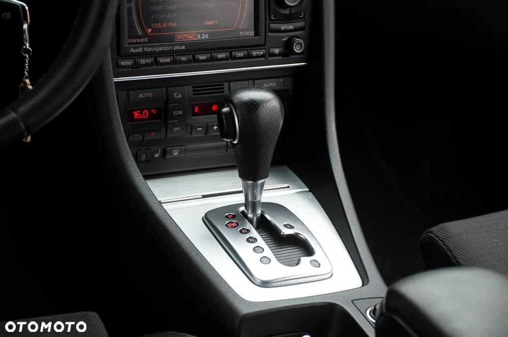 Audi A4 Avant 1.8 T multitronic - 28