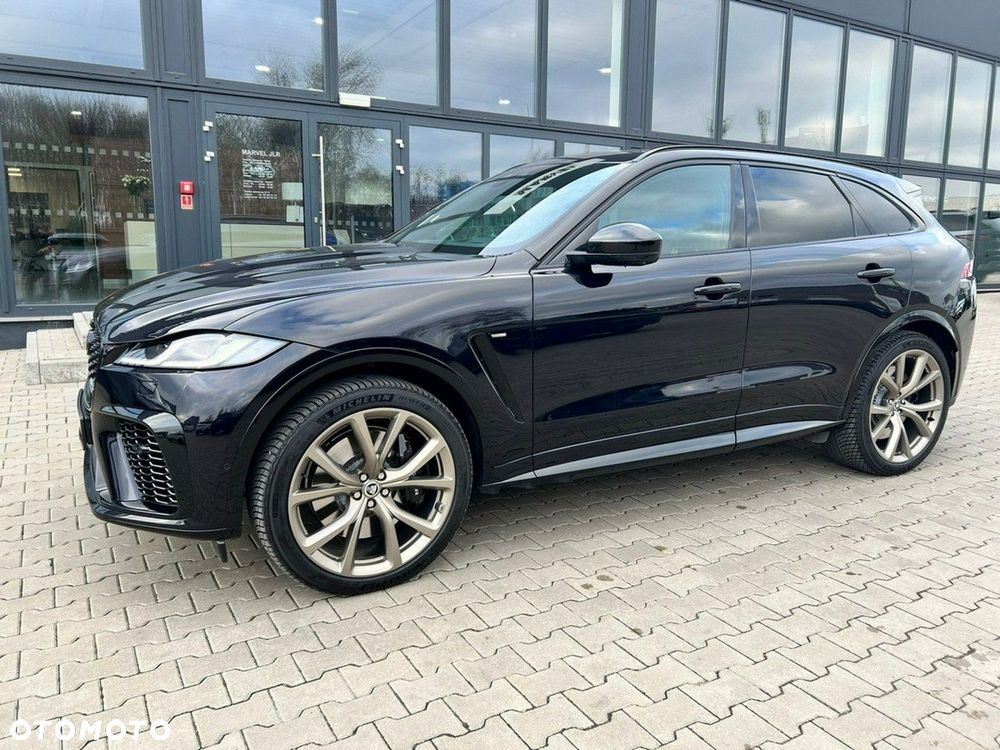 Jaguar F-Pace - 10