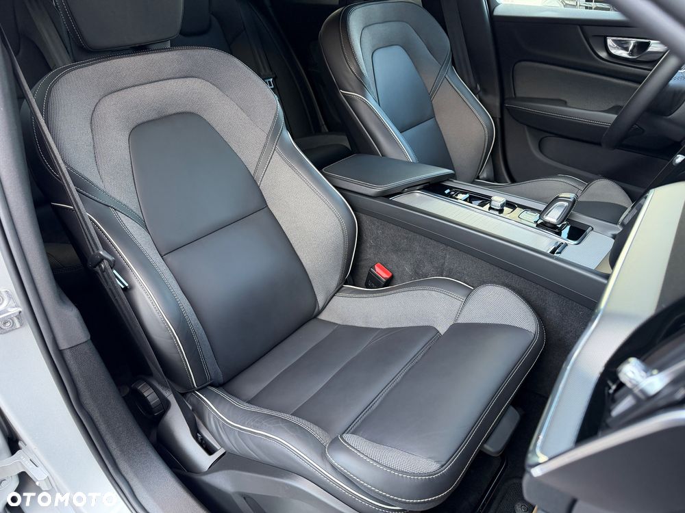 Volvo V60 B4 D Geartronic RDesign - 33