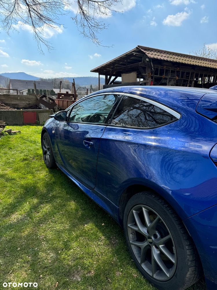 Opel Astra OPC - 3