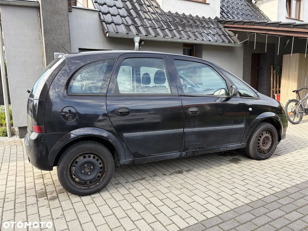 Opel Meriva 1.6 Essentia - 3