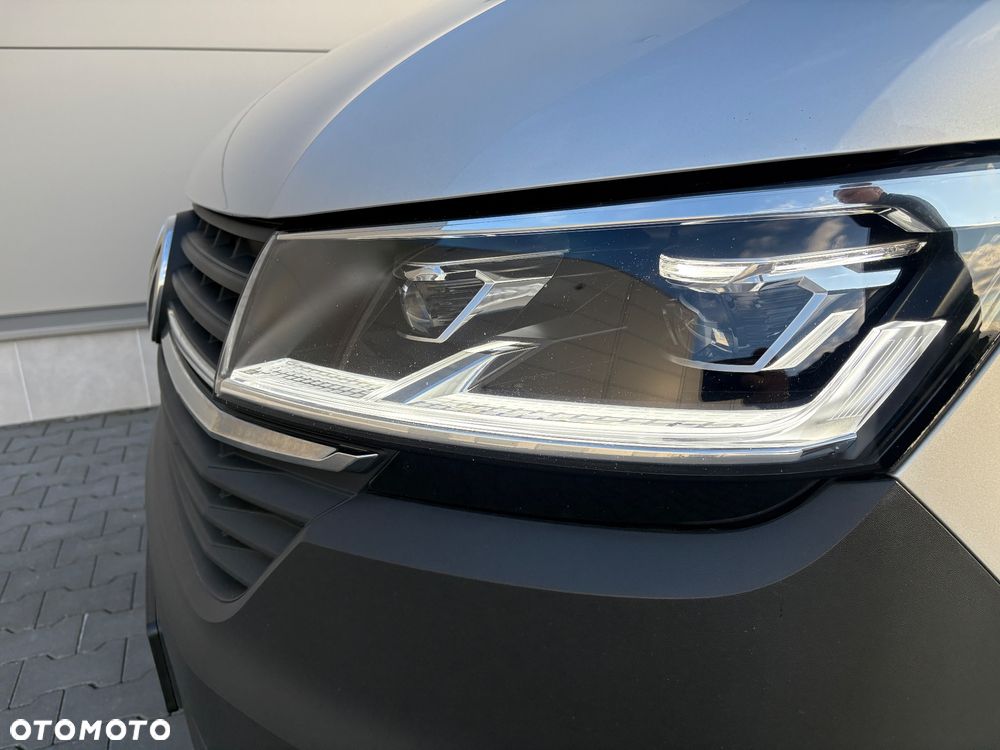 Volkswagen Transporter T6.1 - 19