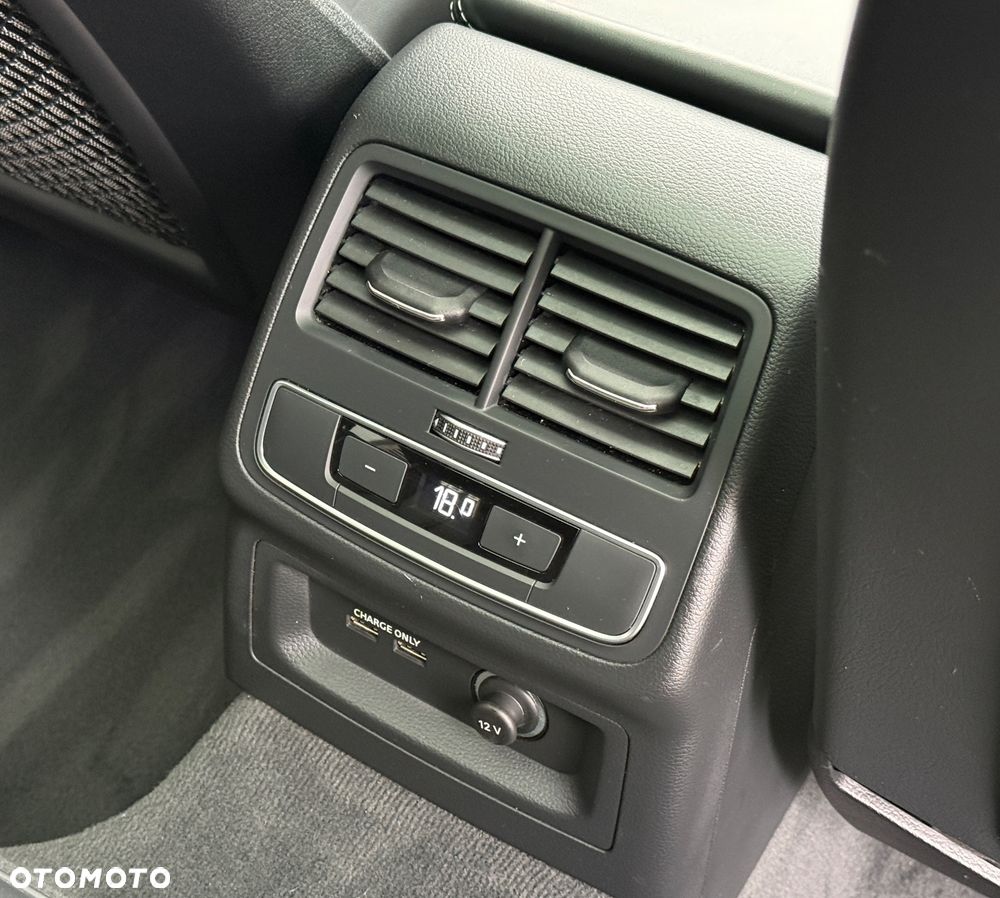 Audi A4 Avant 35 TDI S tronic S line - 25