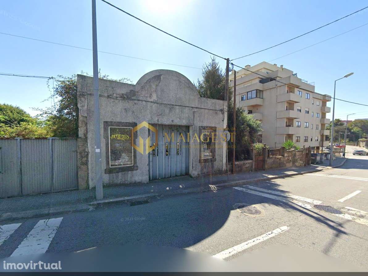 Terreno com viabilidade de construção perto da ponte da pedra - Grande imagem: 2/4
