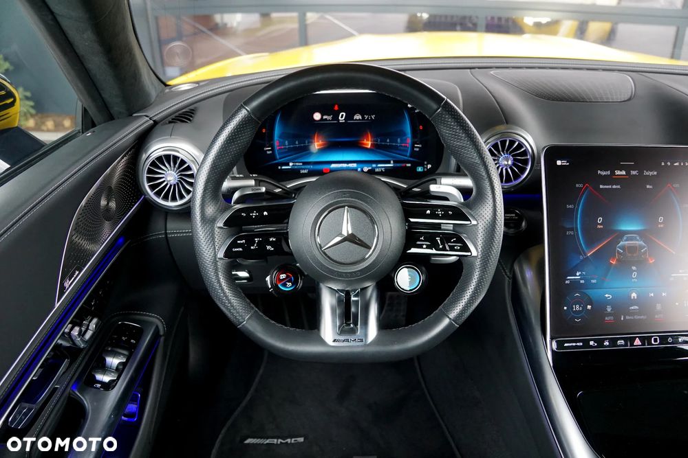 Mercedes-Benz SL AMG 63 4-Matic+ - 38