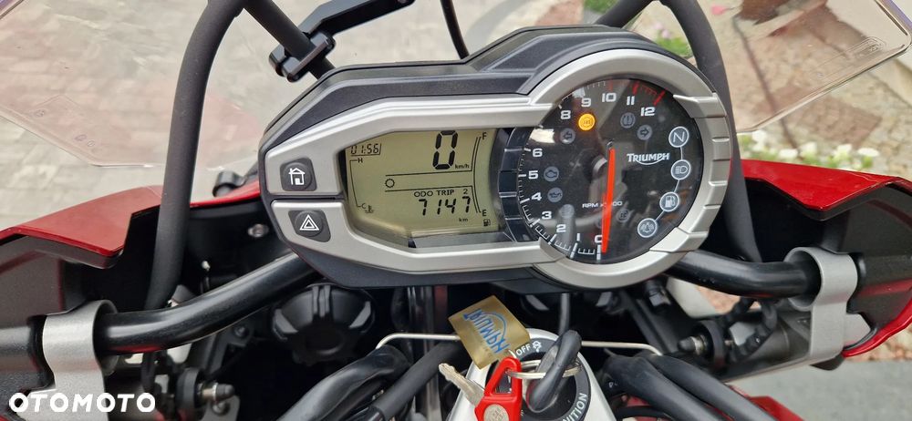 Triumph Tiger - 28