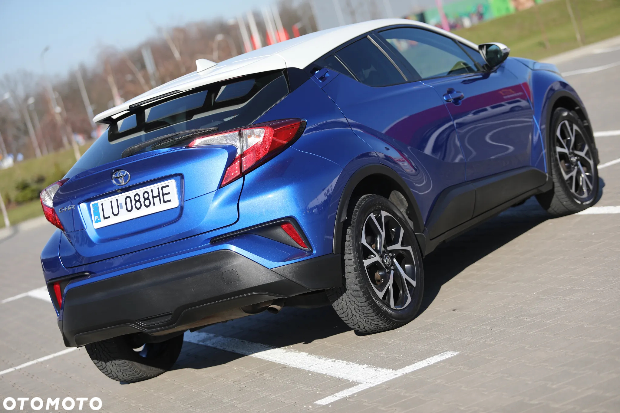 Toyota C-HR - 12