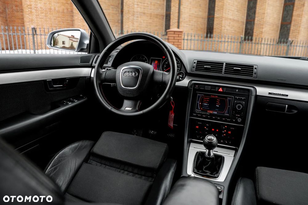 Audi A4 Avant 1.8T - 25