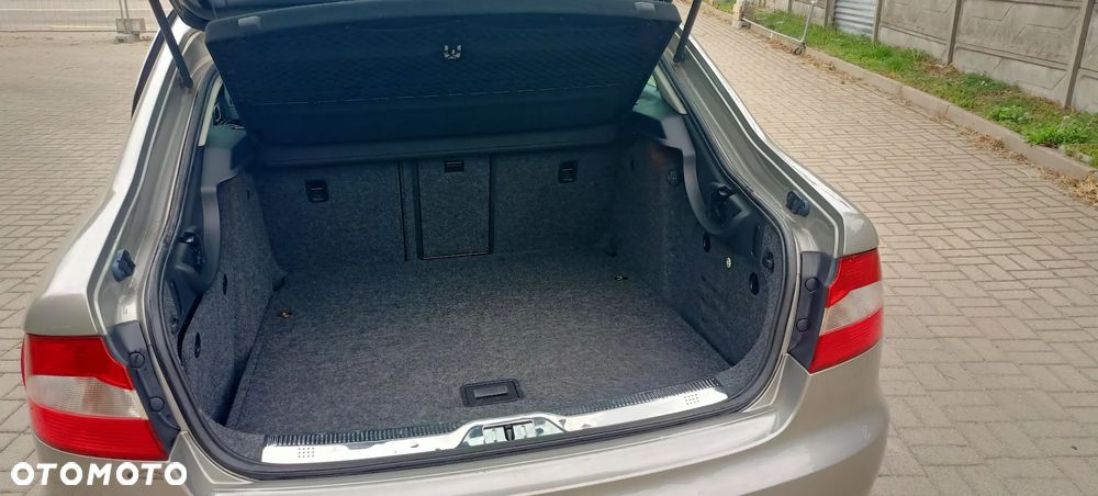 Skoda Superb 1.8 TSI Exclusive - 11