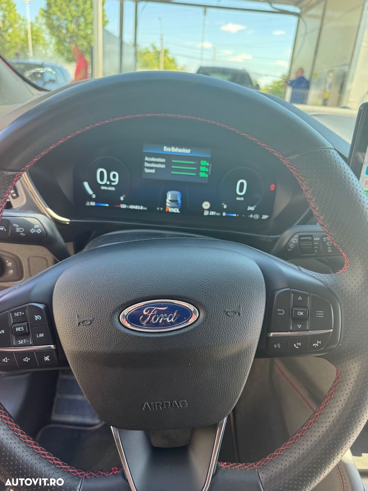 Ford Focus 1.0 EcoBoost 7DCT MHEV Active X - 4