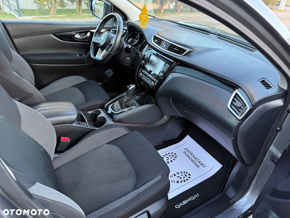 Nissan Qashqai 1.3 DIG-T MHEV Xtronic N-Connecta - 16