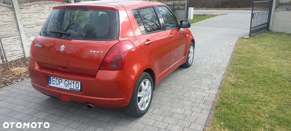 Suzuki Swift 1.3 Comfort dance - 2