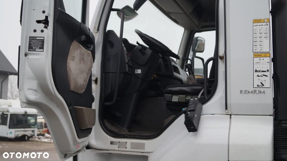 Renault PREMIUM 450 - 32