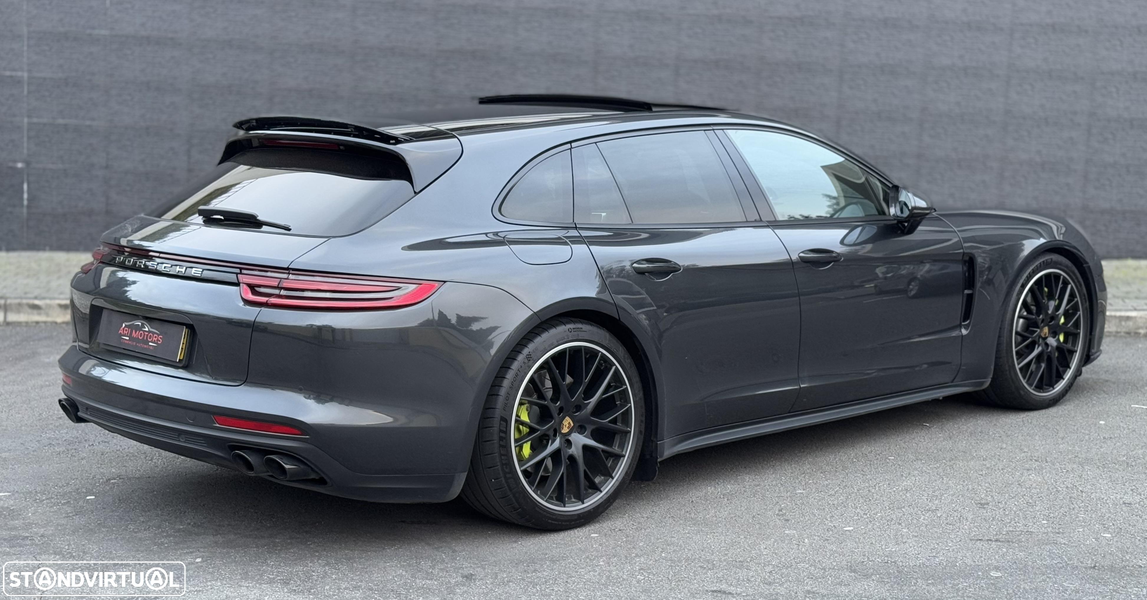Porsche Panamera Sport Turismo 4 E-Hybrid - 6