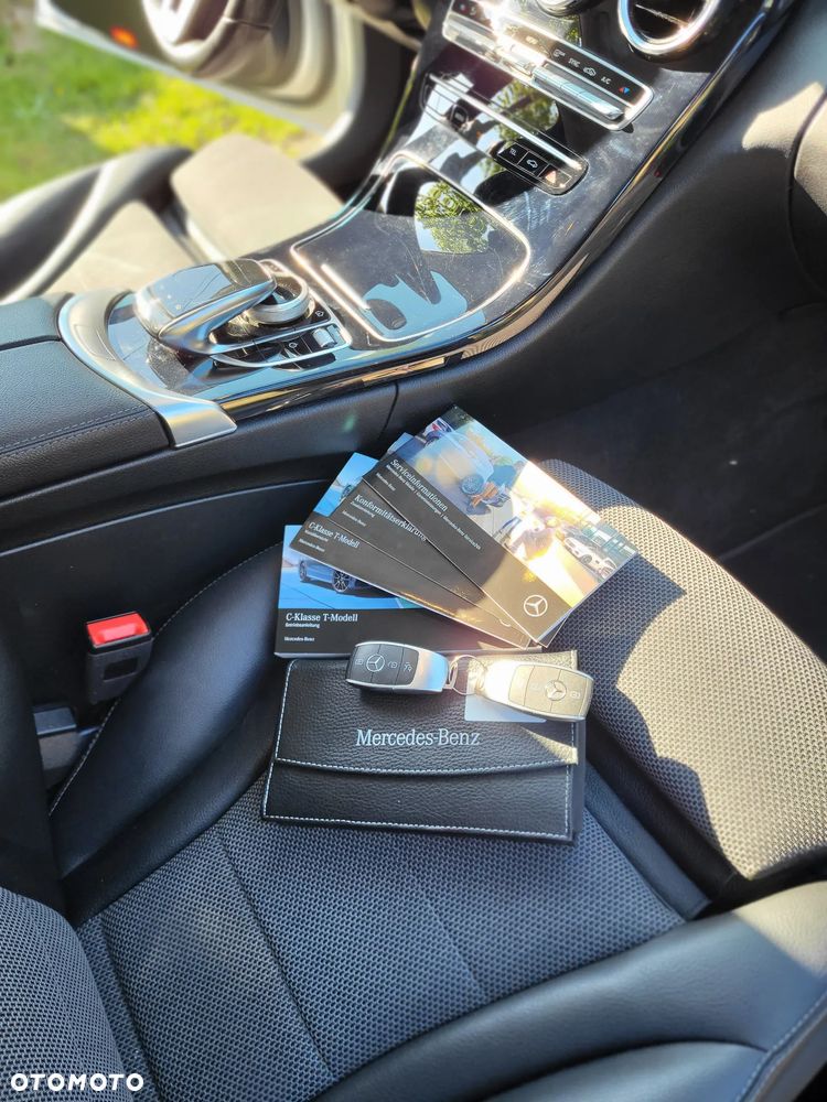 Mercedes-Benz Klasa C 220 d 4MATIC 9G-TRONIC - 37