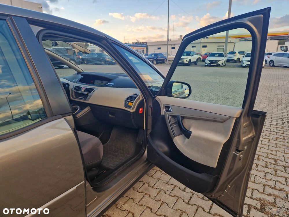 Citroën C4 Picasso - 28