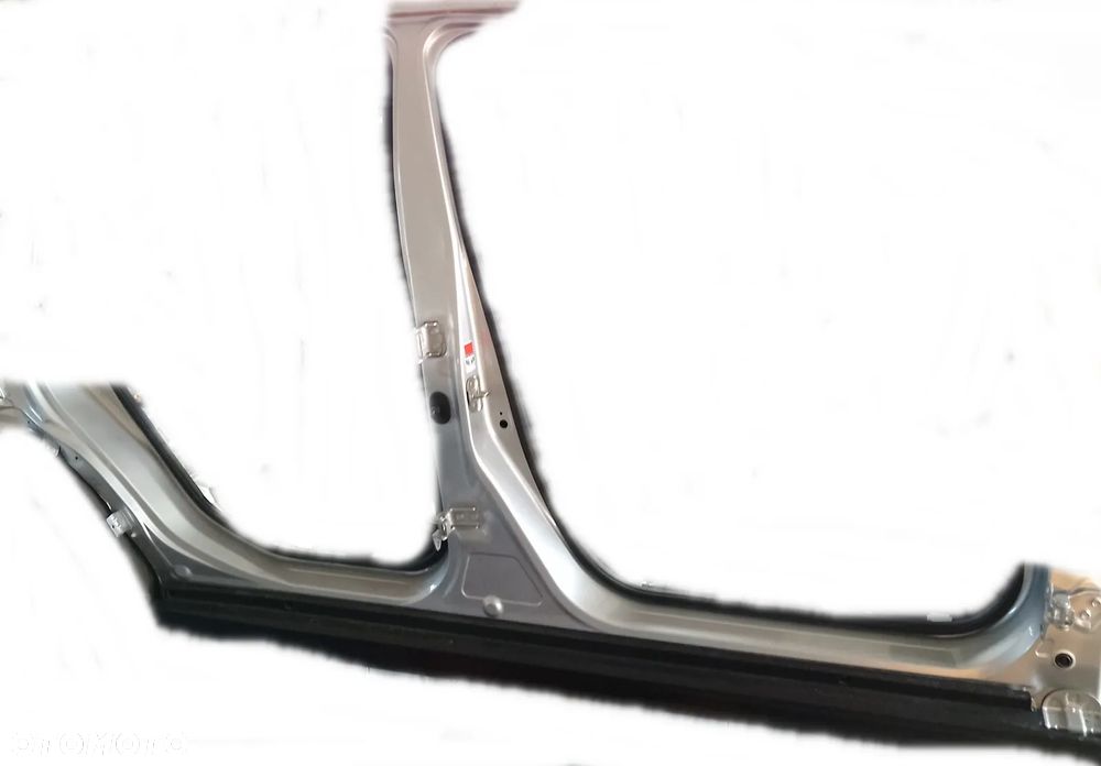 SUZUKI SX4 S-CROSS II SŁUPEK PRÓG PRAWY Z81 - 1