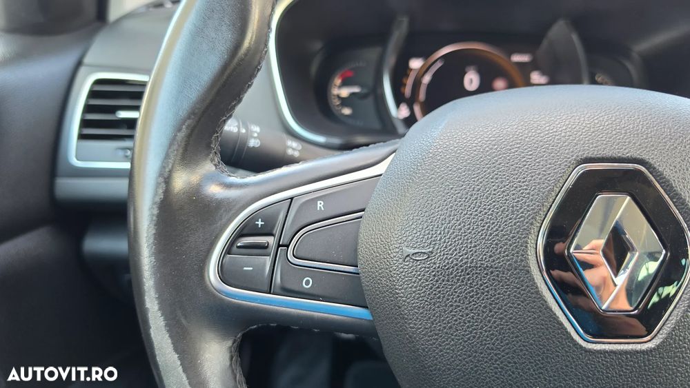 Renault Megane - 13