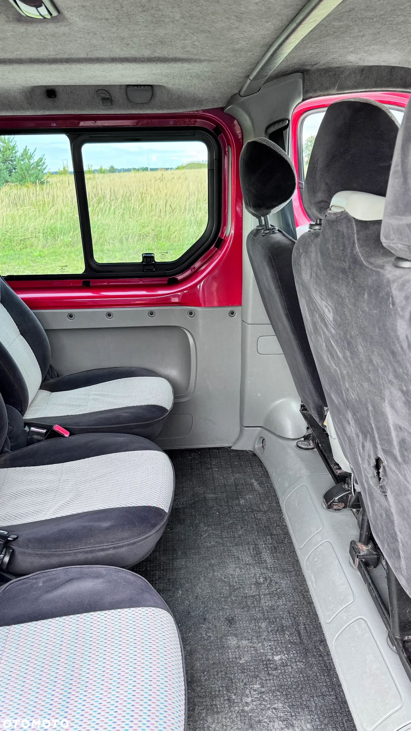 Opel Vivaro - 24