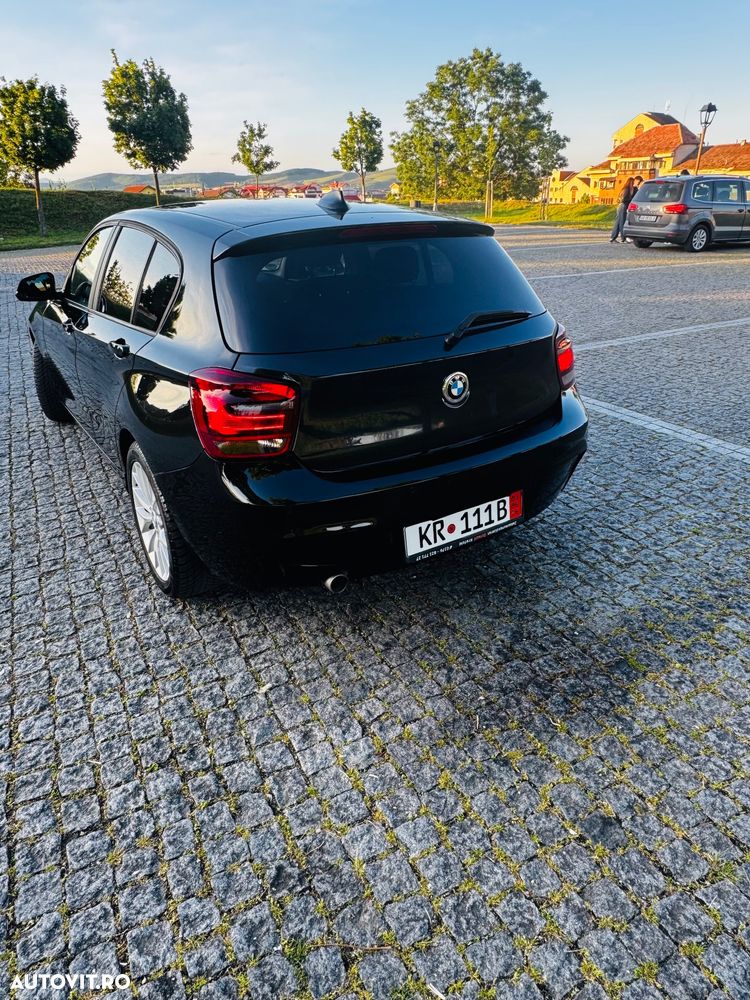 BMW Seria 1 120d Sport Line - 4
