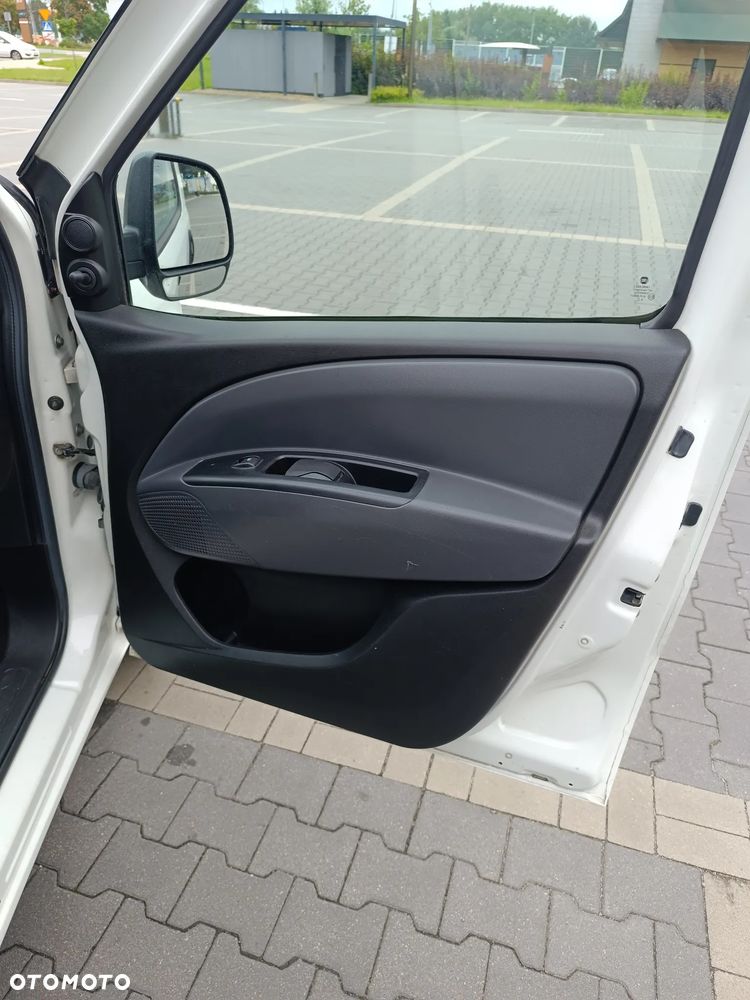 Fiat Doblo - 16