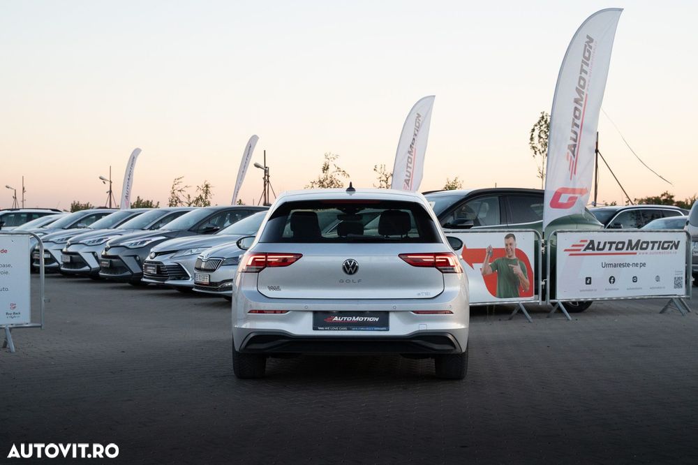 VOLKSWAGEN Golf 2024 — imagine 6