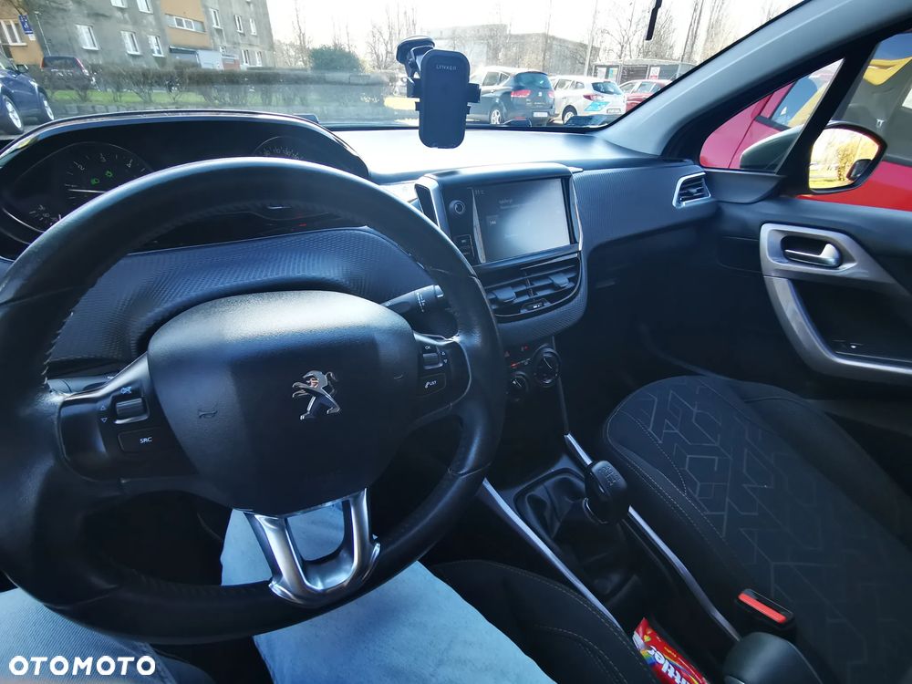 Peugeot 2008 - 5